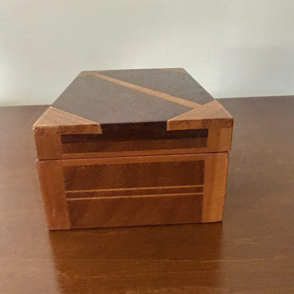 Vintage Wooden Inlay Hinged Keepsake Jewelry Box Velvet Lined Geometric Mother